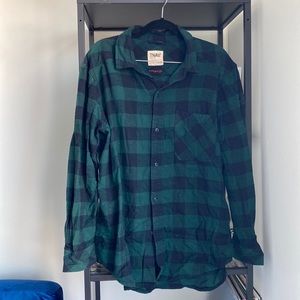 Aritzia Flannel Size M